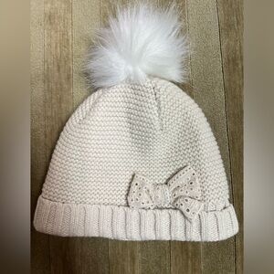 Baby girl hat sz 3-6 mon